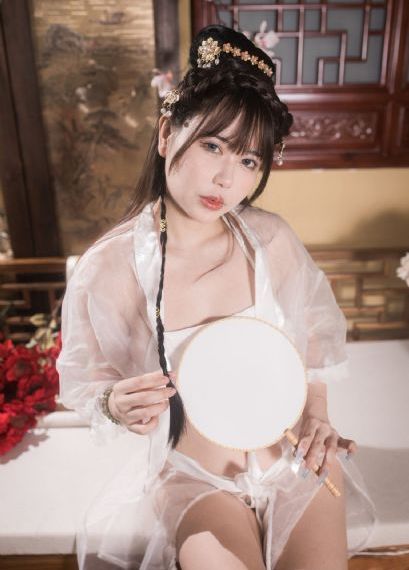 菠萝蜜免费入口一区二_超清在线播放观看